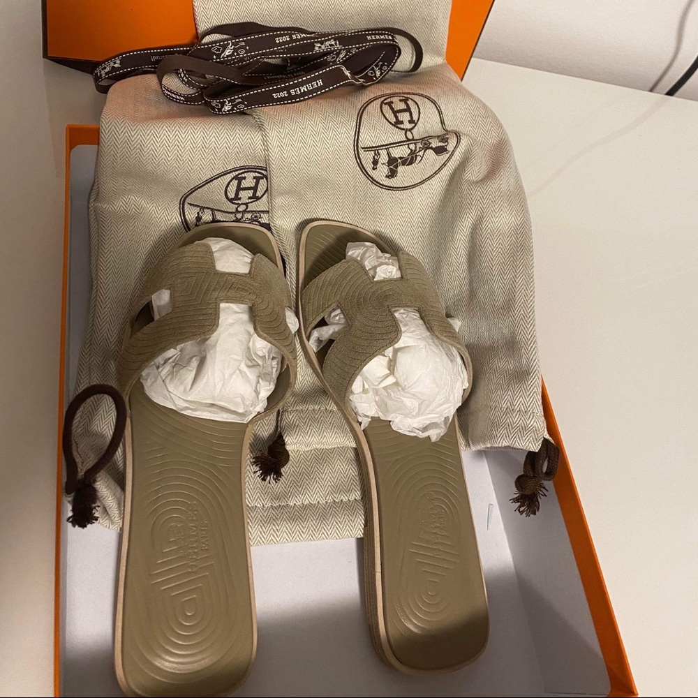 Unused Hermes Sandals sz 36Eu/6US